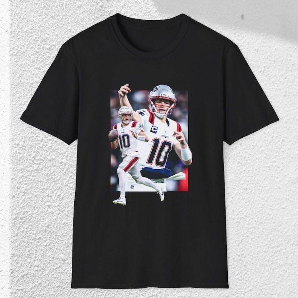 Drake Maye New England Patriots Football Unisex T-Shirt, Sports Apparel